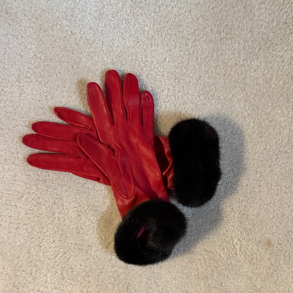 Elegant Red Leather Gloves with Black mink trim